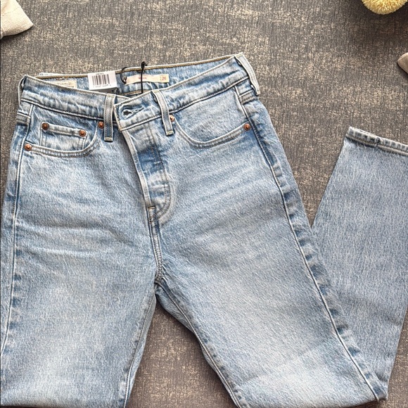 Levi's wedgie high rise jeans - Picture 3 of 8